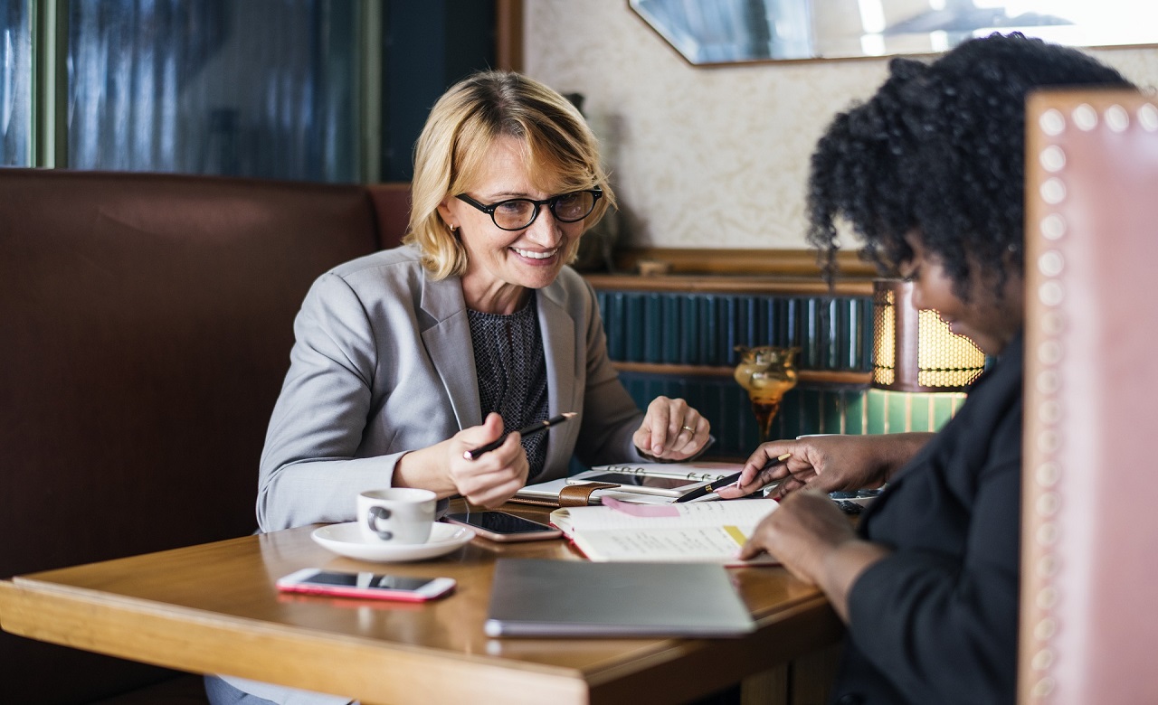 Alcuni consigli utili ai professionisti delle risorse umane per improntare una successione aziendale di successo.