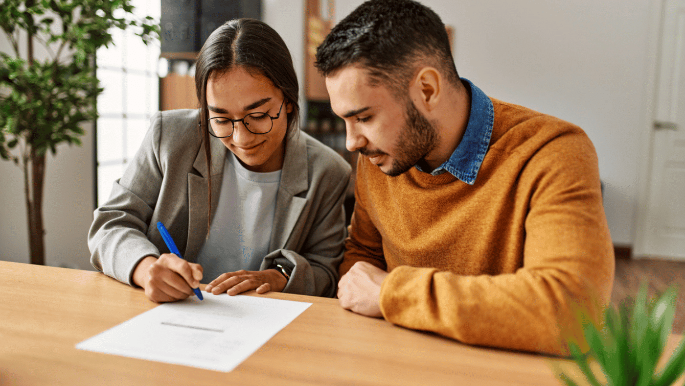 Penna blu o penna nera: fa differenza sul posto di lavoro?